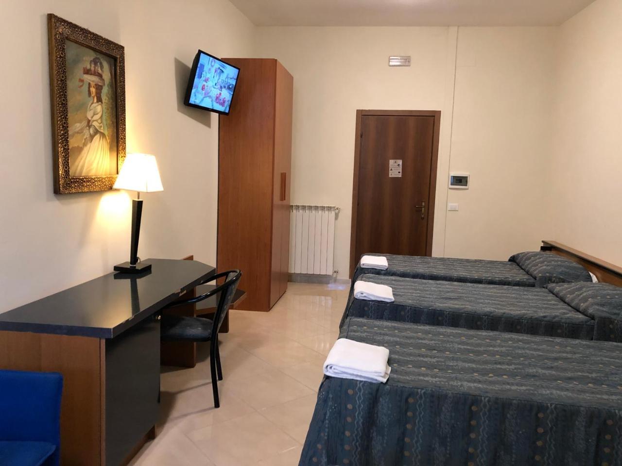 Hotel Chopin Fiumicino Exterior foto